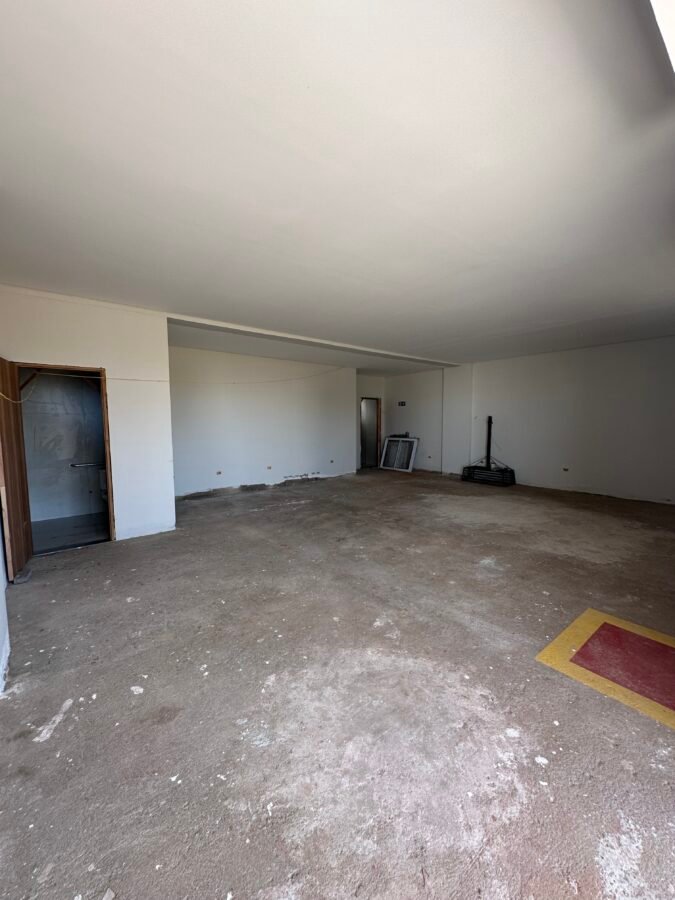 COMODO COMERCIAL 04