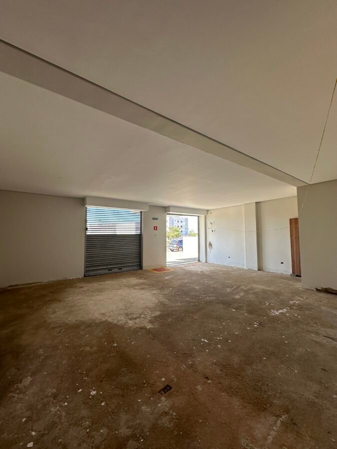 COMODO COMERCIAL 06