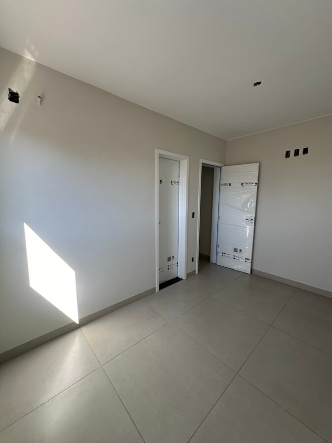 SEMI SUITE 101